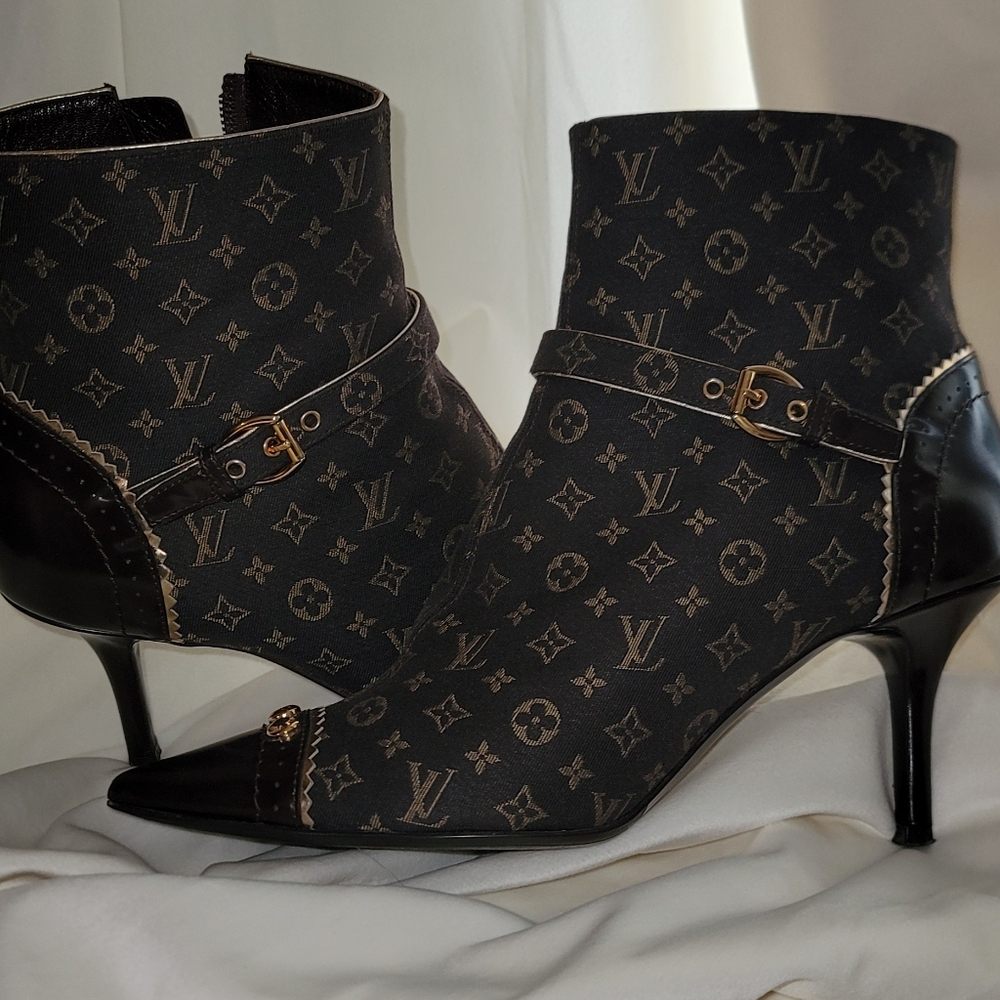 Louis Vuitton boots
